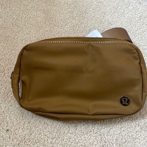 Lululemon Everywhere Belt Bag